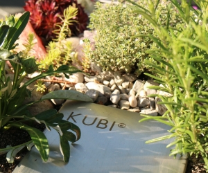 KUBI Design Hochbeet mit Kompostierung und Bewässerung für Balkone und Terrassen